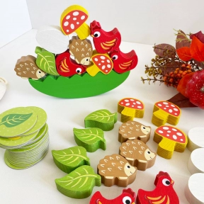 Детская развивающая игра  Балансир На лужайке Logosvit