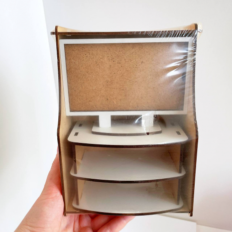 Телевизор для кукольного домика