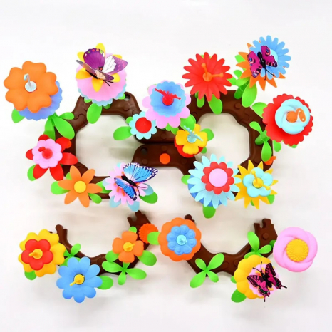 Дитячий конструктор Квітковий сад 148 деталей в коробці Y 0088