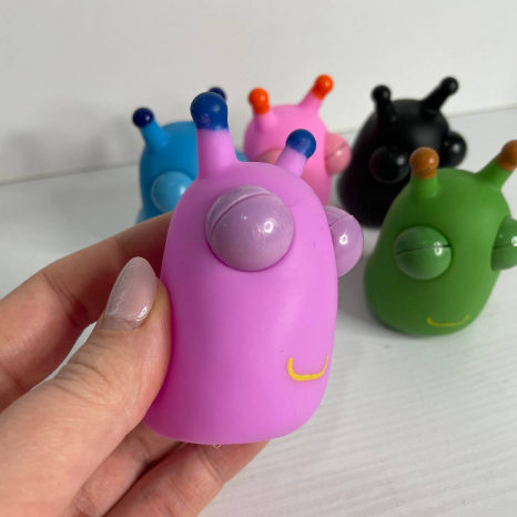 Іграшка-антистрес витрішкуватий "Садовий черв'ячок", 8см, мікс кольорів