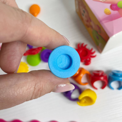 Набір сенсорних іграшок-прикрас для дітей