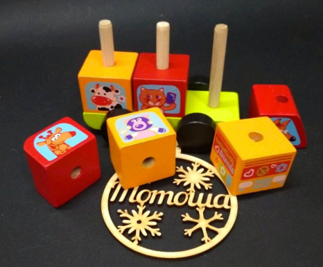 Дерев'яна машинка - пірамідка Веселі звірі Cubika LM-10