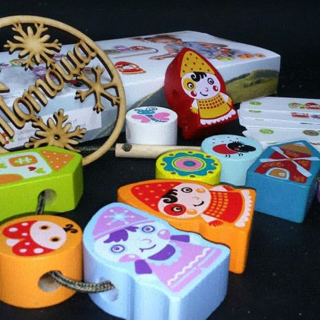 Деревянная игрушка Шнуровка Гномы Cubika (Левеня), 13654