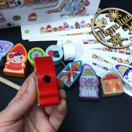 Деревянная игрушка Шнуровка Гномы Cubika (Левеня), 13654