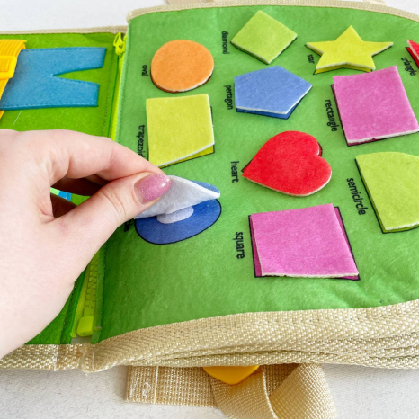 Розвиваюча логічна Папка - рюкзак бізіборд  фетрові елементи англійська абетка 1368