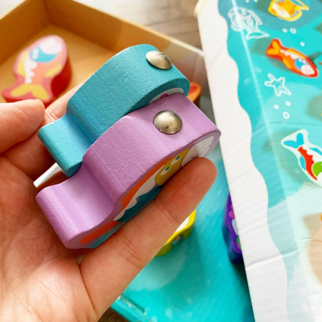 Дерев'яна іграшка Магнітна риболовля з 2-ма вудками Cubika (Левеня) 13739