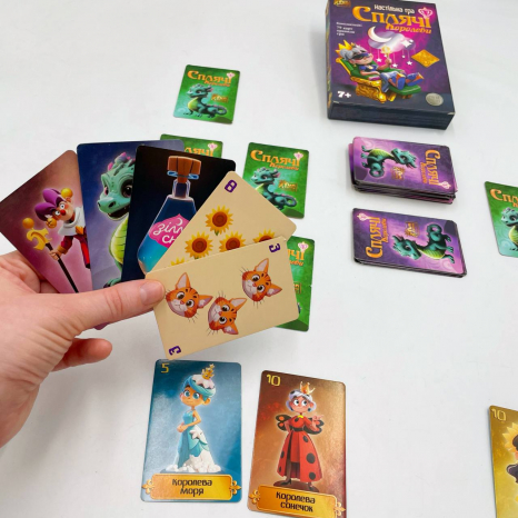 Настольная игра Спящие королевы 14981  4FUN Game