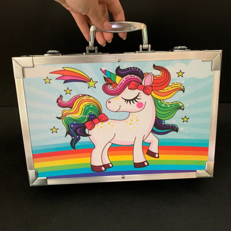 Набір для творчості та малювання Unicorn / Єдиноріг у валізі  (145 предметів)
