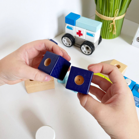 Дерев'яний конструктор будівельні блоки зі світло-музичними ефектами Швидка допомога Top Bright 150178