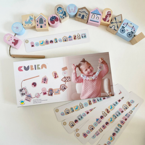 Дерев'яна іграшка шнурівка Казкова 2 Cubika 16013