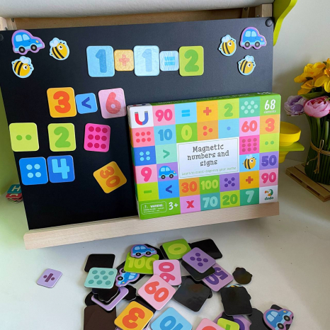 Магнітні цифри і знаки. Великий набір  Dodo 200274