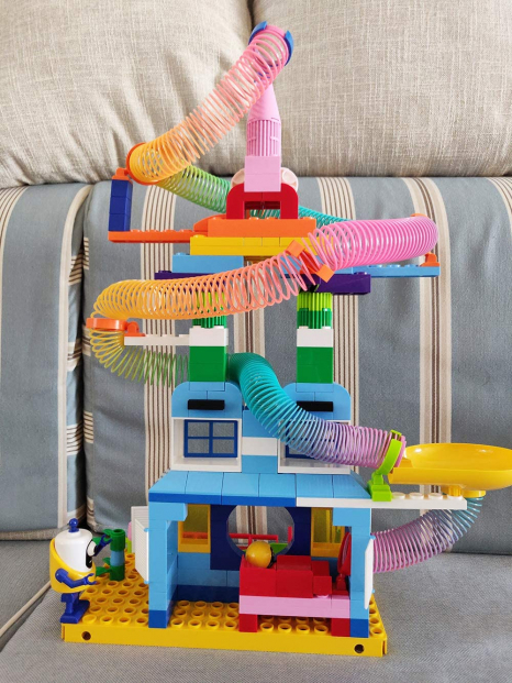 Конструктор з пружинками Rolling Funland, 203 деталі 202102 Geslle