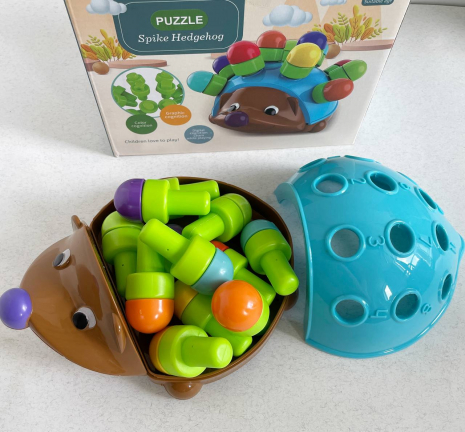Розвиваючий логічний їжак 12 голочок з отворами геометричних фігур , 2152