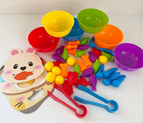 Логическая игра-сортер Накорми животное, 2 щипца, 6 тарелочек 2188-113