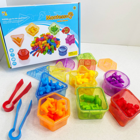 Логічний сортер на кольори з фігурками Тварини, щипці, геометричні фігури