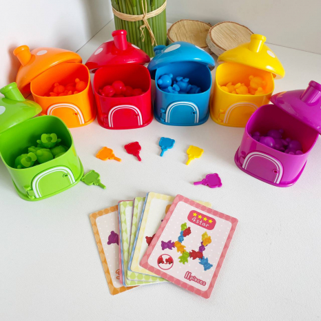 Логічна гра-сортер будиночки мухоморчики з картками із завданнями, ключами,36 фігурок медведиків 2188-55