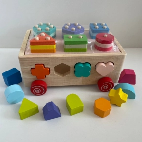 Дерев'яна іграшка Геометричний сортер - каталка, 22657 4FUN Game Club Wood