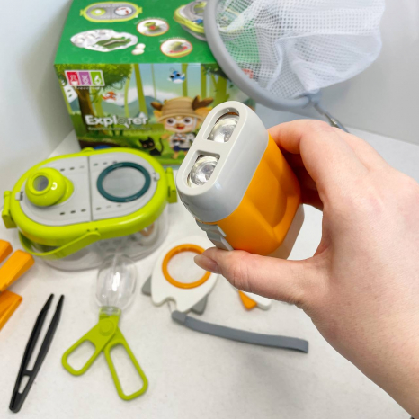 Набір дослідника дитячий (бокс для спостережень, бінокль, компас, сачок, ліхтарик) 229