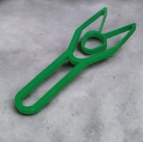Пінцет пластиковий зелений