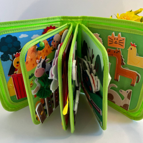 Развивающая логическая фетровая книга с липучками На ферме C 73097