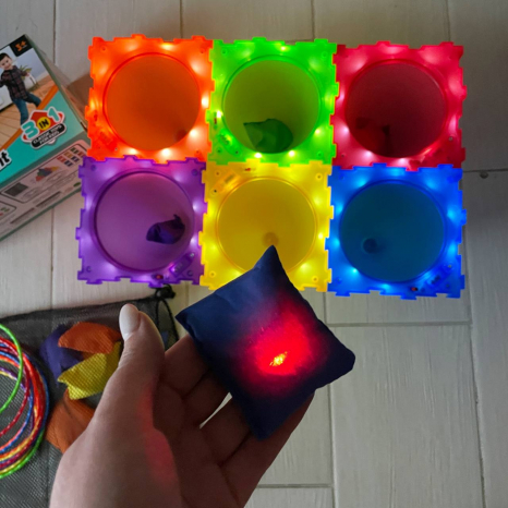 Активна гра 3в1 з конусами і мішечками для метання з підсвіткою, кольорові кільця , 2888-16 B