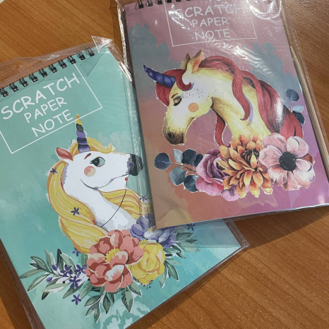 Скретчбук на спіралі, чорні листи "Єдиноріг"+ паличка 2930-2-M Р10