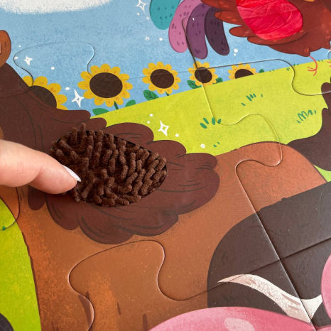 Картонные пазлы с тактильными элементами 20 элементов "За рулем трактора "Додо/Dodo 300658