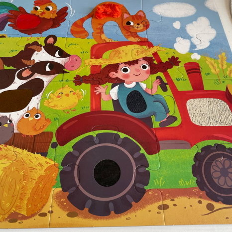 Картонные пазлы с тактильными элементами 20 элементов "За рулем трактора "Додо/Dodo 300658