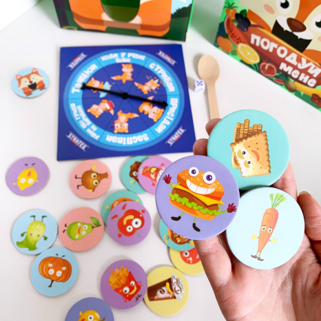 Настільна гра "Погодуй мене" -  лисичка розвиваюча Strateg 30347