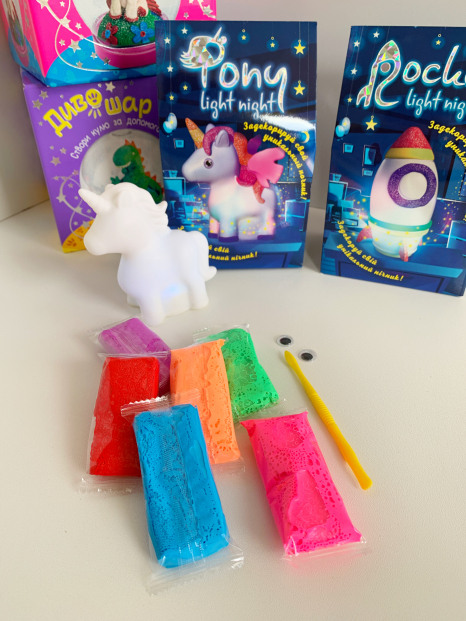 Набір для творчості "Pony light night" 30704 Strateg