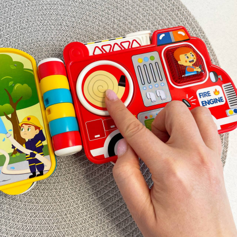 Розвиваюча книжка-авто з музичними світловими ефектами (озвуч. англ.)35886