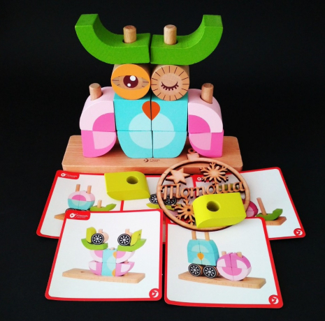 Дерев'яна пірамідка - вертикальний пазл Совеня / Дерев'яна пірамідка Сова Classic World 3708