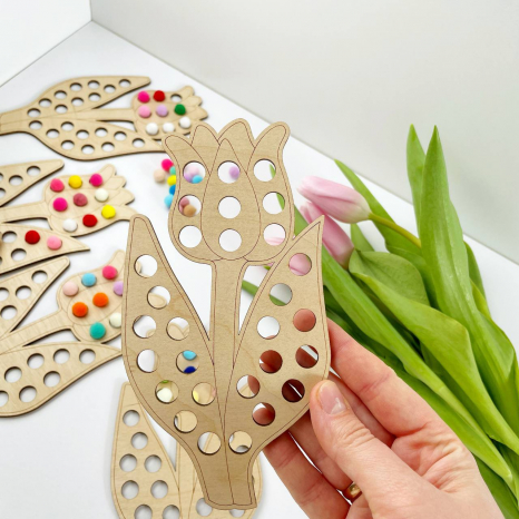 Деревянная игра сортер Тюльпан с помпонами Познавалка 44089600 Poznavalka