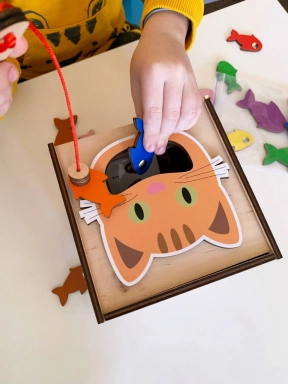 Дерев'яна гра Голодна кішка Познавалка 44094000 Poznavalka