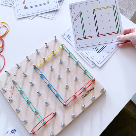 Математичний планшет (геоборд) 7 Х 7 кілочків Poznavalka. 44094600.