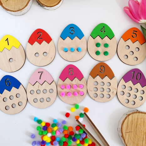Дерев'яна гра з помпонами Яйця з цифрами Познавалка Poznavalka