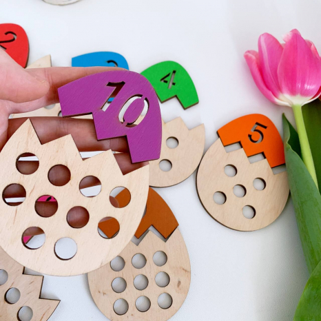 Дерев'яна гра з помпонами Яйця з цифрами Познавалка Poznavalka