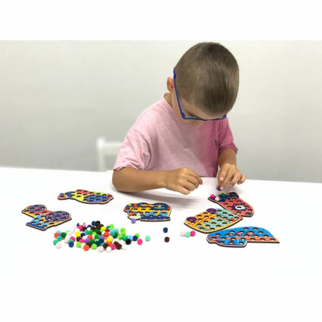 Дерев'яна гра сортер Транспорт з помпонами Познавалка 44096000 Poznavalka