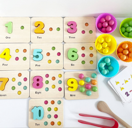 Логічна мозаїка із кульками Математика, набір для сортування C 54476