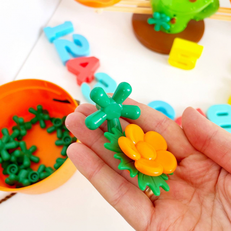 Гра-балансир, математичні ваги "Кактус" цифри 1-10, квіти, годинник