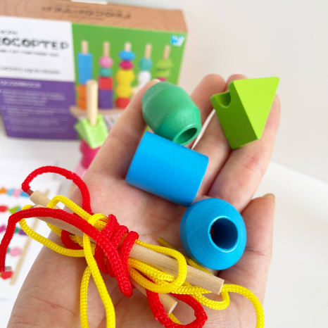 Логічна гра C 61445 WToys, пірамідка, шнурівка, 8 двосторонніх карток із завданнями, в коробці