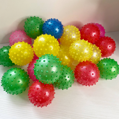 М'яч масажний надувний Їжачок, діаметр 8см