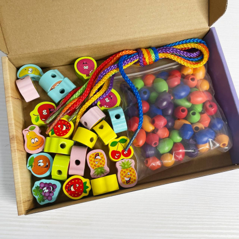 Дитяча дерев'яна шнурівка Фрукти, 63732