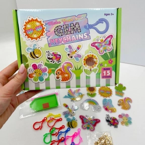 Набір для творчості алмазна мозаїка 15 брелочків Сад C 64271