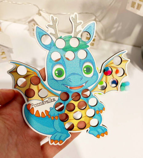 Деревянная игра - сортер Дракон с помпонами Познавалка Poznavalka