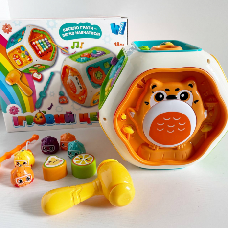 Інтерактивний ігровий бізіцентр (укр): пісні, казки, музичні інструменти, цифри, скоромовки, магнітна риболовля тощо 65540