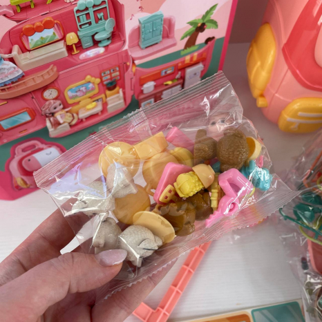 Будиночок-рюкзачок з лялькою,улюбленцями, меблі, з світловими-звуковими ефектами, підсвічування, 6673