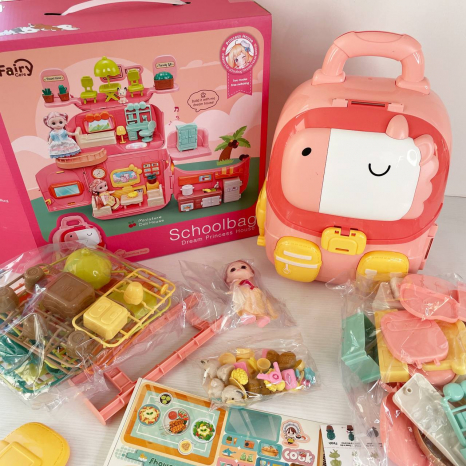 Будиночок-рюкзачок з лялькою,улюбленцями, меблі, з світловими-звуковими ефектами, підсвічування, 6673