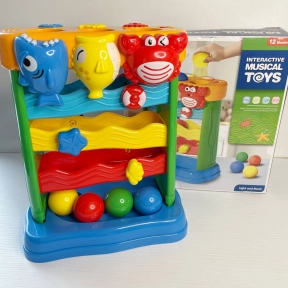 Дитяча розвиваюча гра Гірка з кульками зі звуковими тв світловими ефектами 7007-3 A : назви тварин, кумедні звуки, пісеньки, 3 гірки, 2 режими гучності