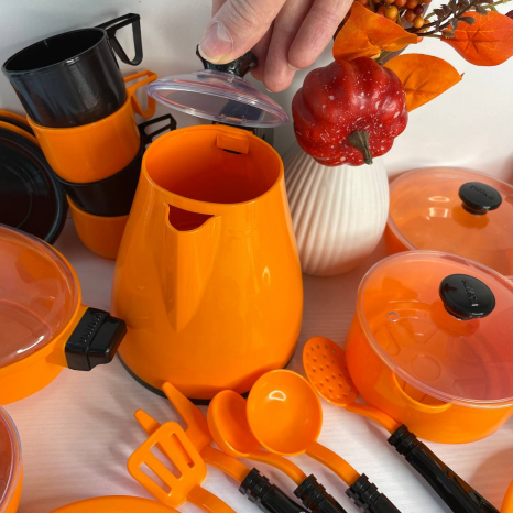 Набор игрушечной посуды на 39 предметов оранжевого цвета, Юника 71504